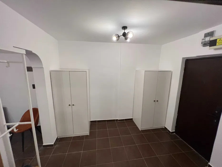 Apartament 2 camere,STEFAN CEL MARE, 1980, renovat si mobilat