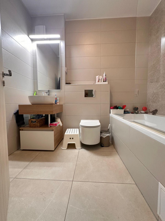 Apartament 3 camere, etaj 1, parcare inclusa, Parcului - zona Expozitie