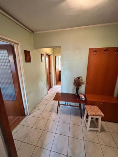 Apartament 3 camere decomandat, zona Trapezului