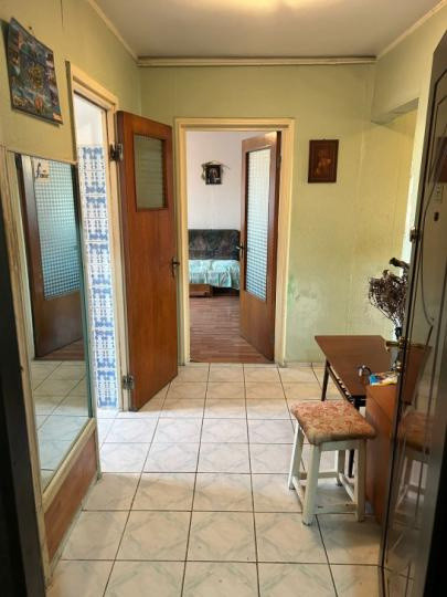 Apartament 3 camere decomandat, zona Trapezului