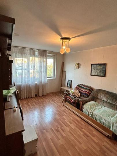 Apartament 3 camere decomandat, zona Trapezului