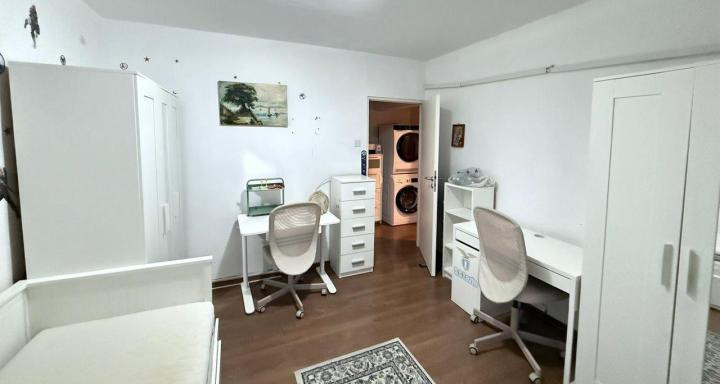 Apartament 3 camere, decomandat, Nerva Traian