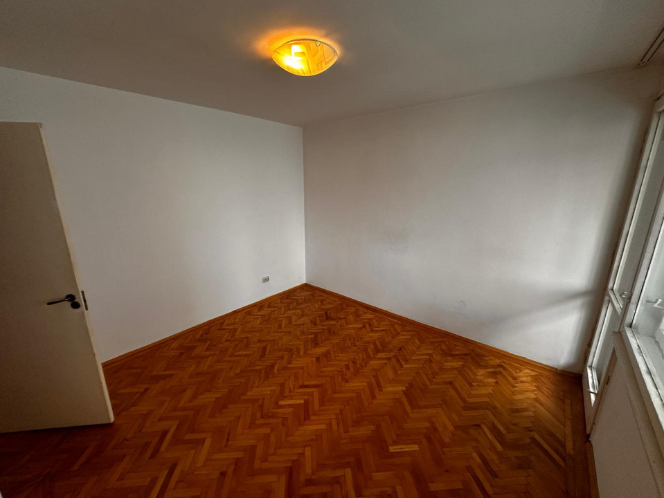Apartament 3 camere, în zona Vatra Luminoasă – Iancului