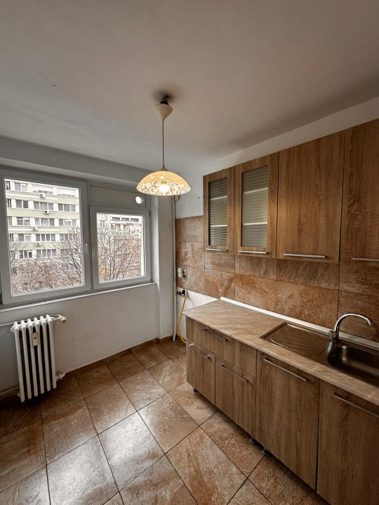 Apartament 3 camere, în zona Vatra Luminoasă – Iancului