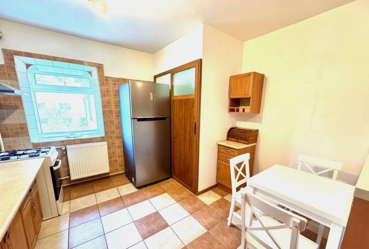 Apartament 3 camere, decomandat, Nerva Traian